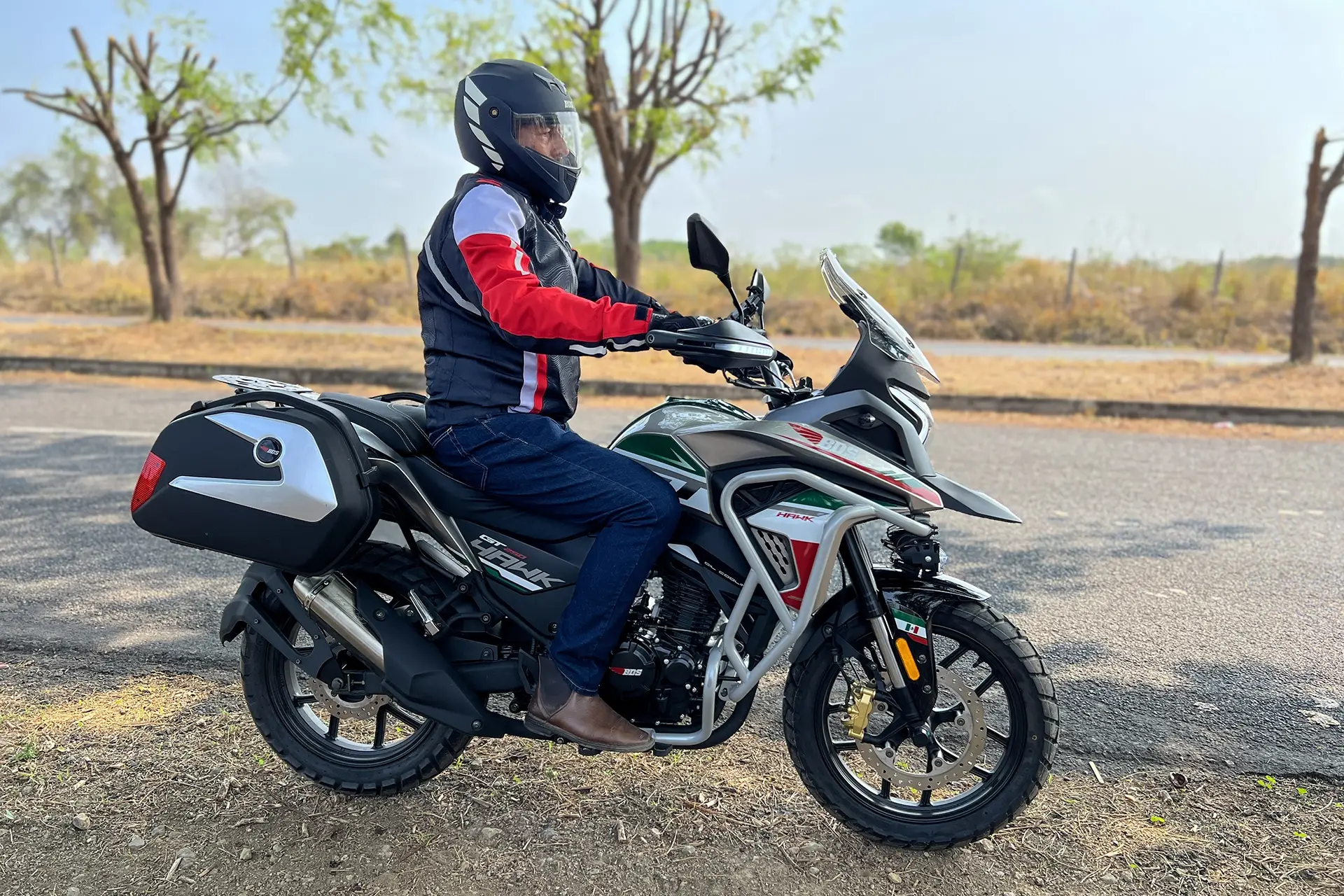 Las 5 claves de usar casco certificado para moto